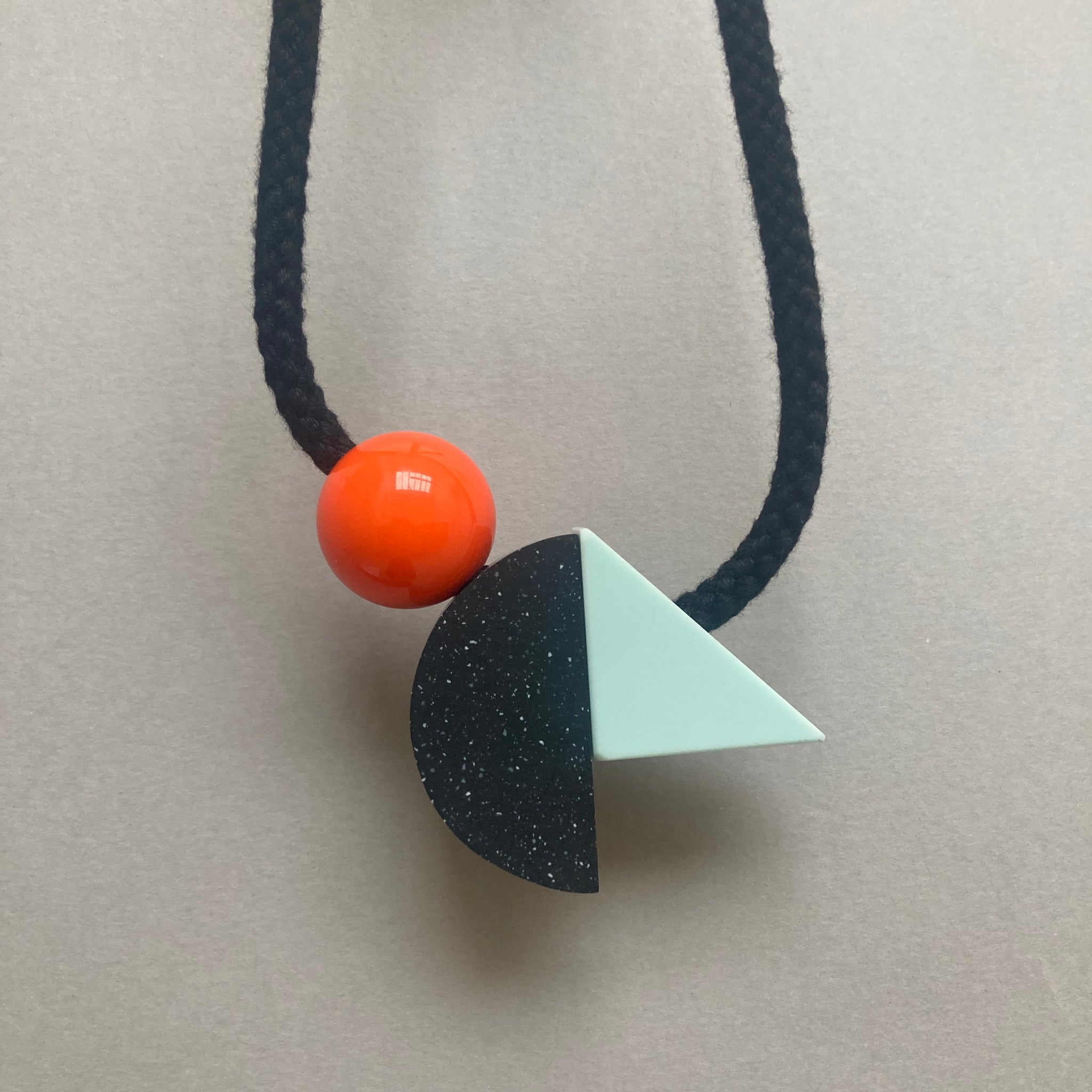 One-off necklace design