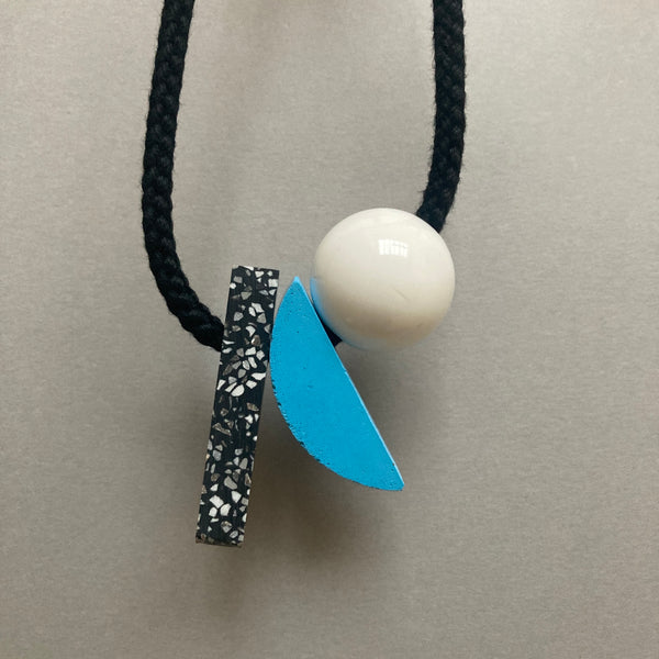 one-off necklace